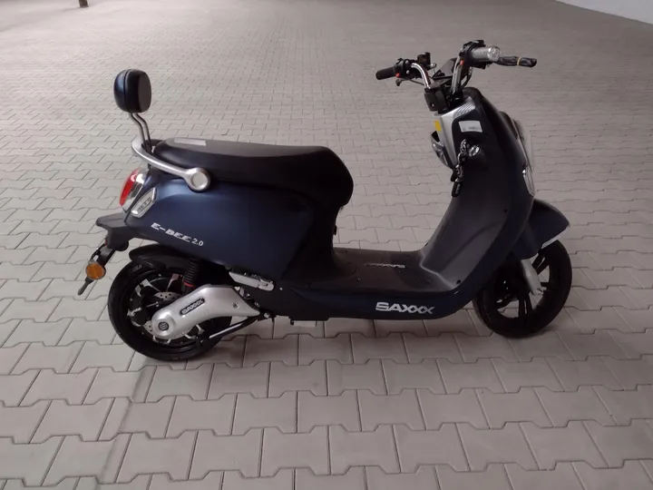 SAXXX E-Bee 2.0 Roller
